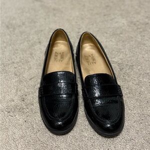 Naturalizer Black Loafers